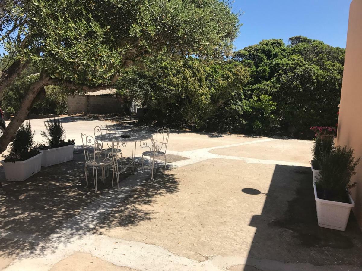 Le 25 Tartarughe Bed & Breakfast Santa Teresa Gallura Exterior photo